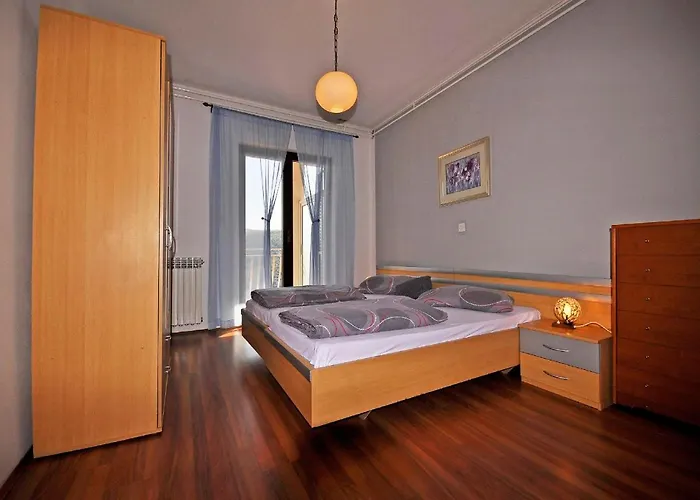 Paliska 3*